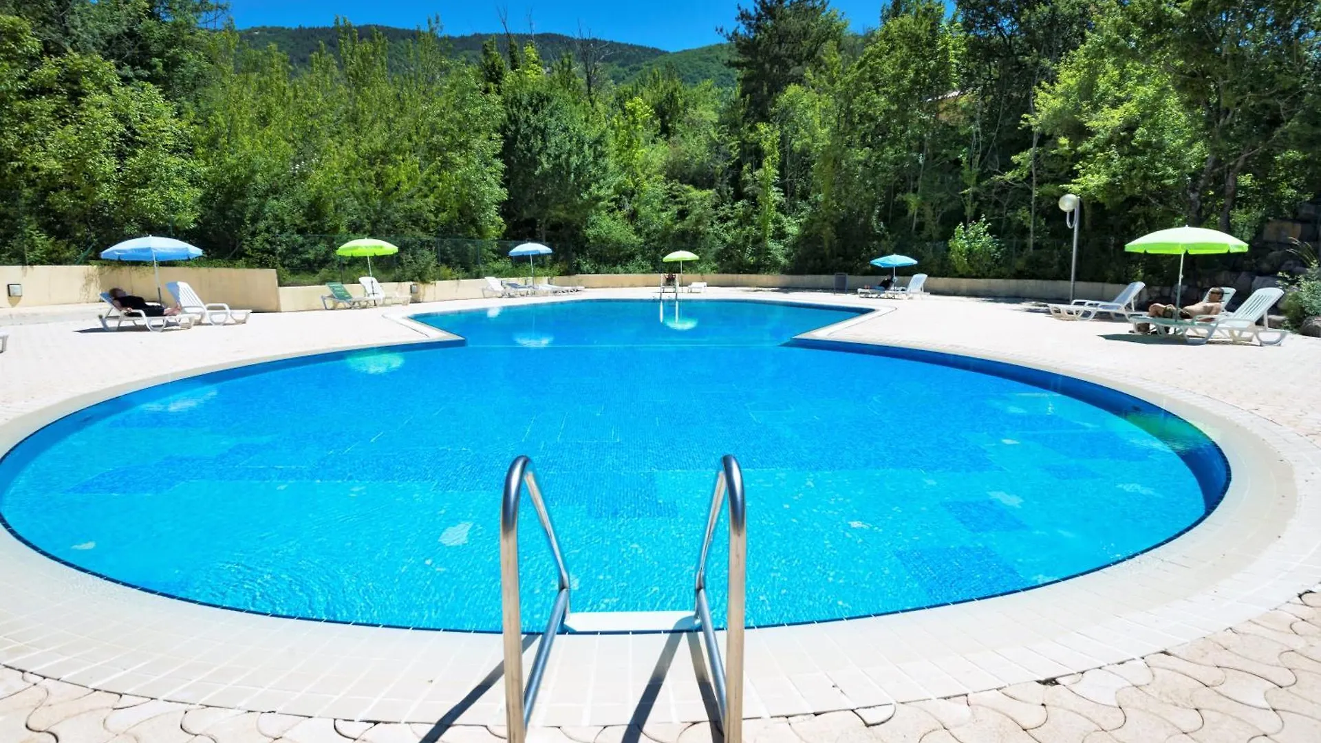 Vacances Leo Lagrange - Le Village Des Lavandes Montbrun-les-Bains 3*,